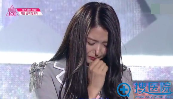 任娜英鼻子塌了 任娜英鼻子塌了