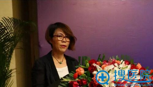 文饰分会秘书长郭丽介绍《指南》起草的背景及过程 文饰分会秘书长郭丽介绍《指南》起草的背景及过程