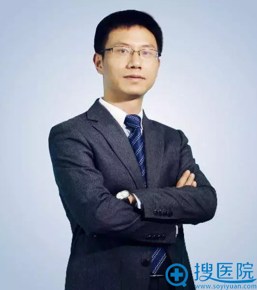 ҽ��eѧ�ô�ʼ�˼���ϯ��ʦ Ӣ���˽���CEO����ϯ֪ʶ�ܹ�ʦ ҽ��������ҵ����ϵͳ����ҽ�� ��ҵ�����ơ�ҽ�������ˡ�