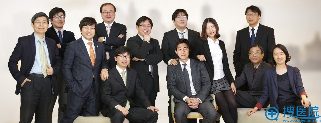 苏州薇琳医美中美韩医生合影 苏州薇琳医美中美韩医生合影