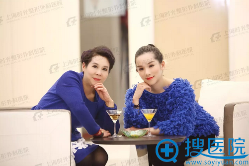 母女姐妹俩术后写真 母女姐妹俩术后写真