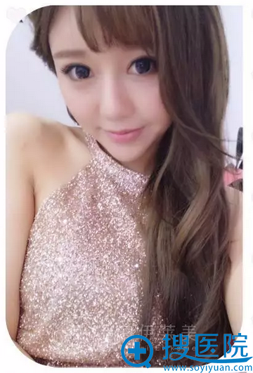 术前A罩杯 术前A罩杯