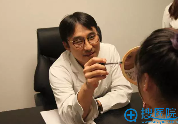 韩充希医生在韩国有名吗?西安高一生整形医院专访告诉你答案