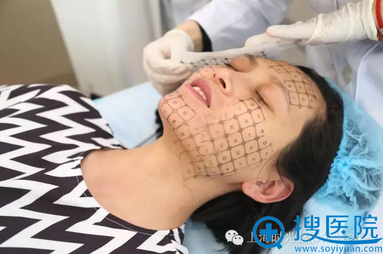 感觉打格子的进候挺舒服的 感觉打格子的进候挺舒服的