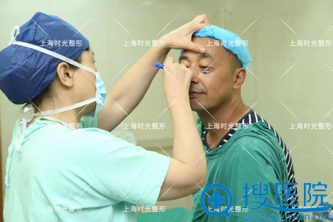 黎平院长无痕祛眼袋术前画线 黎平院长无痕祛眼袋术前画线