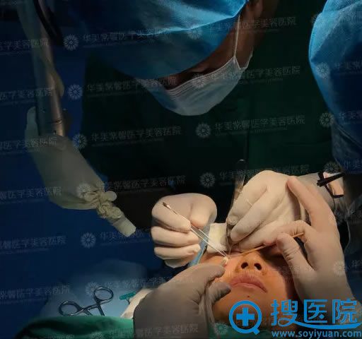 华美紫馨祛眼袋手术过程图 华美紫馨祛眼袋手术过程图