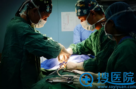 手术步:取肋软骨 手术步:取肋软骨