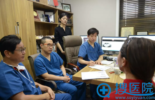 上海首尔丽格洪性范院长:高颧骨和宽下巴相比皱纹会让你更显老