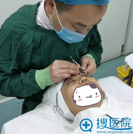 闺蜜找九<!--<i data=20240710 data-id=16293></i>-->美徐魁做双眼皮的过程图 闺蜜找九<!--<i data=20240710 data-id=16293></i>-->美徐魁做双眼皮的过程图