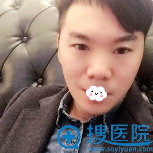 婚庆司仪到大连爱德丽格宋立男处做了硅胶假体隆鼻20天效果反馈