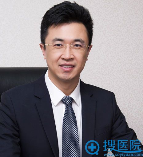 北京眼整形医生杨仁宝简介 北京眼整形医生杨仁宝简介