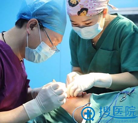 芜湖伊莱美郭国臣做双眼皮过程 芜湖伊莱美郭国臣做双眼皮过程