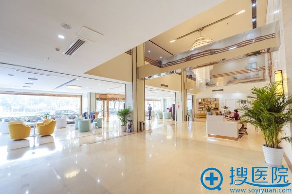 苏州紫馨和美莱哪个好?孙军张亮双眼皮案例和整形价格表对比