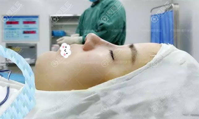 ���ݺ�Ͽ��ϣ��¡��ʧ���޸��������󼴿�Ч��ͼ