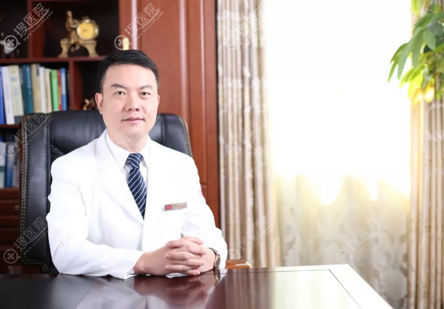 南京华美沈正宇做鼻子隆胸怎么样?跟拍一天看整形案例