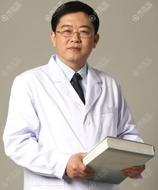 北京沃尔刘彦军做鼻子好吗,请看刘彦军隆鼻资历价格案例图片