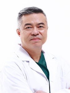 想少女感十足可以找王世虎做面部脂肪填充