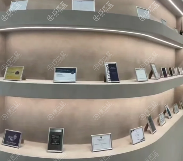 韓國soyou皮膚科醫生團隊 韓國soyou皮膚科醫生團隊