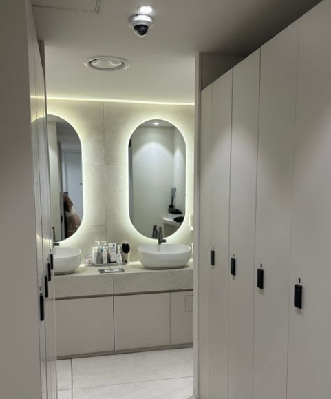 �n����ɭ��EssentialƤ�w�����N�A�s