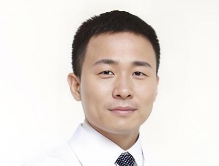 王自谦