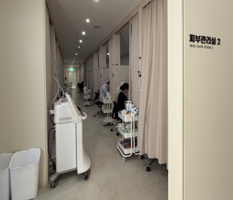 韓國dr.evers明洞店怎麼樣?提供1對1中文翻譯服務,Google評分4.6分
