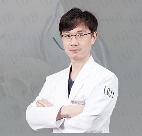 樸鍾哲磨骨